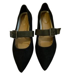 AEROSOLES Black Pointed Flats with Strap
